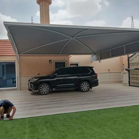 مظلات سيارات الجنوب ومواقفها